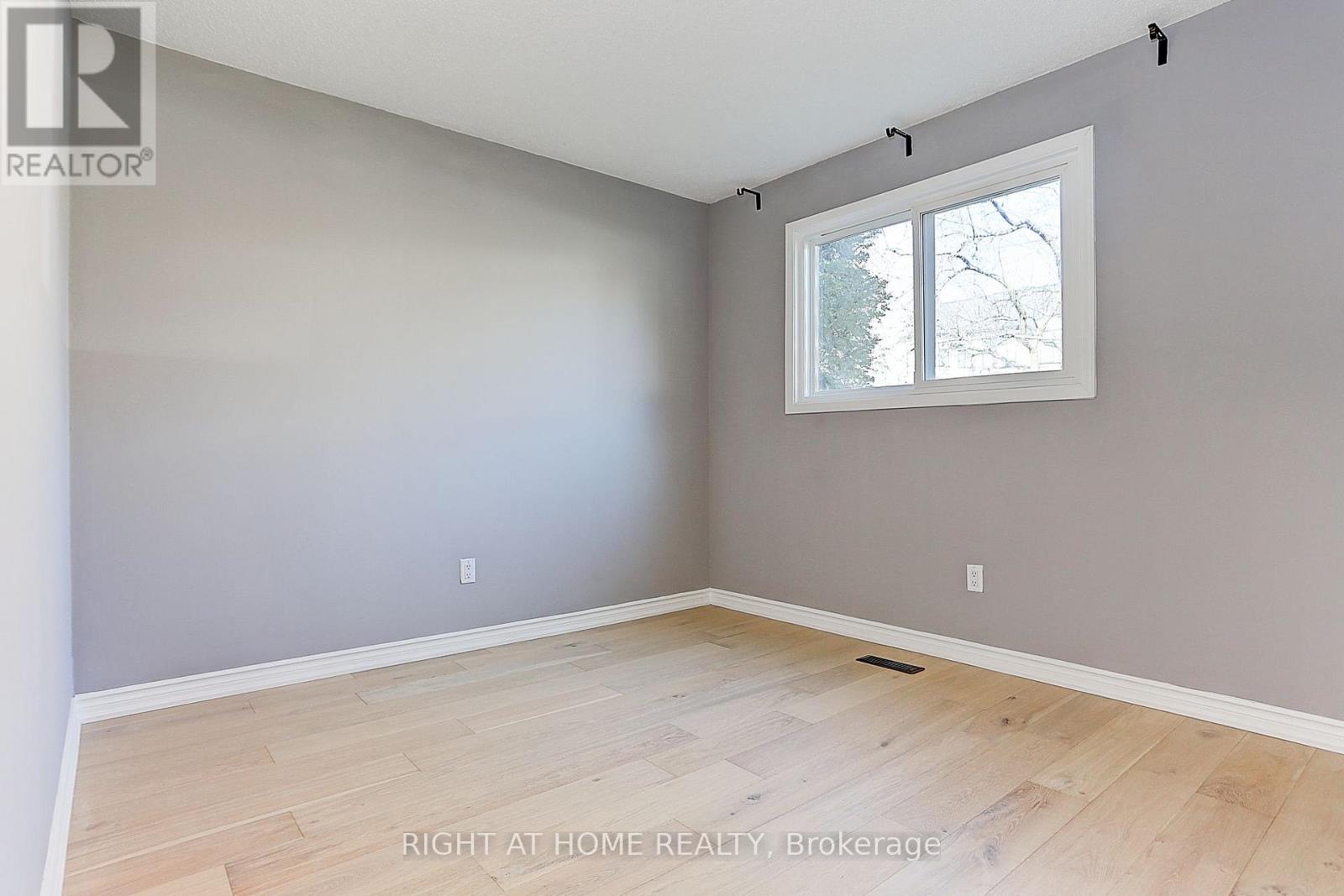 Ground Unit - 87 Stockdale Crescent, Richmond Hill (North Richvale), Ontario  L4C 3T1 - Photo 10 - N13867436