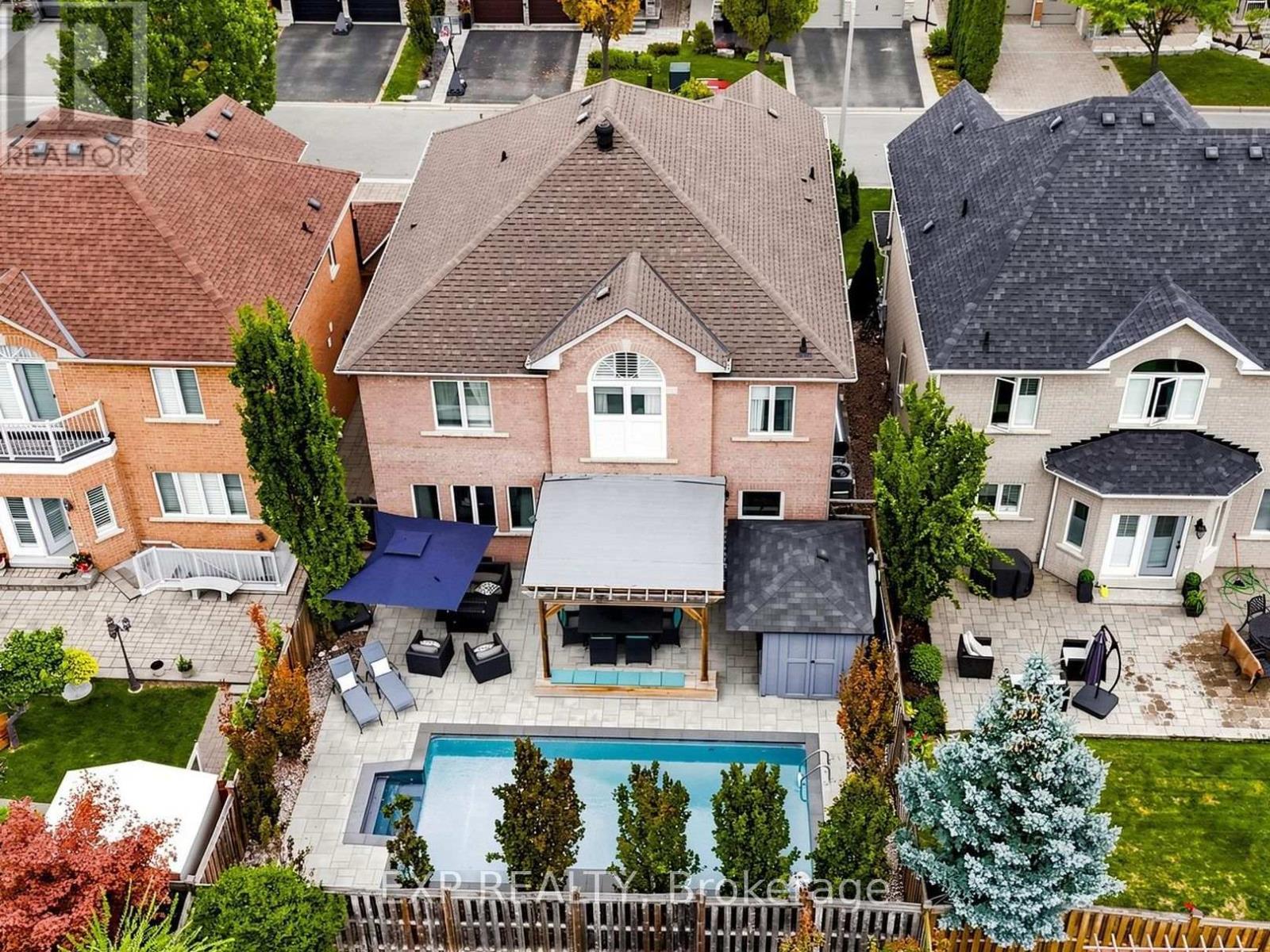 36 Calista Street, Vaughan, Ontario  L4H 3H8 - Photo 4 - N13867468