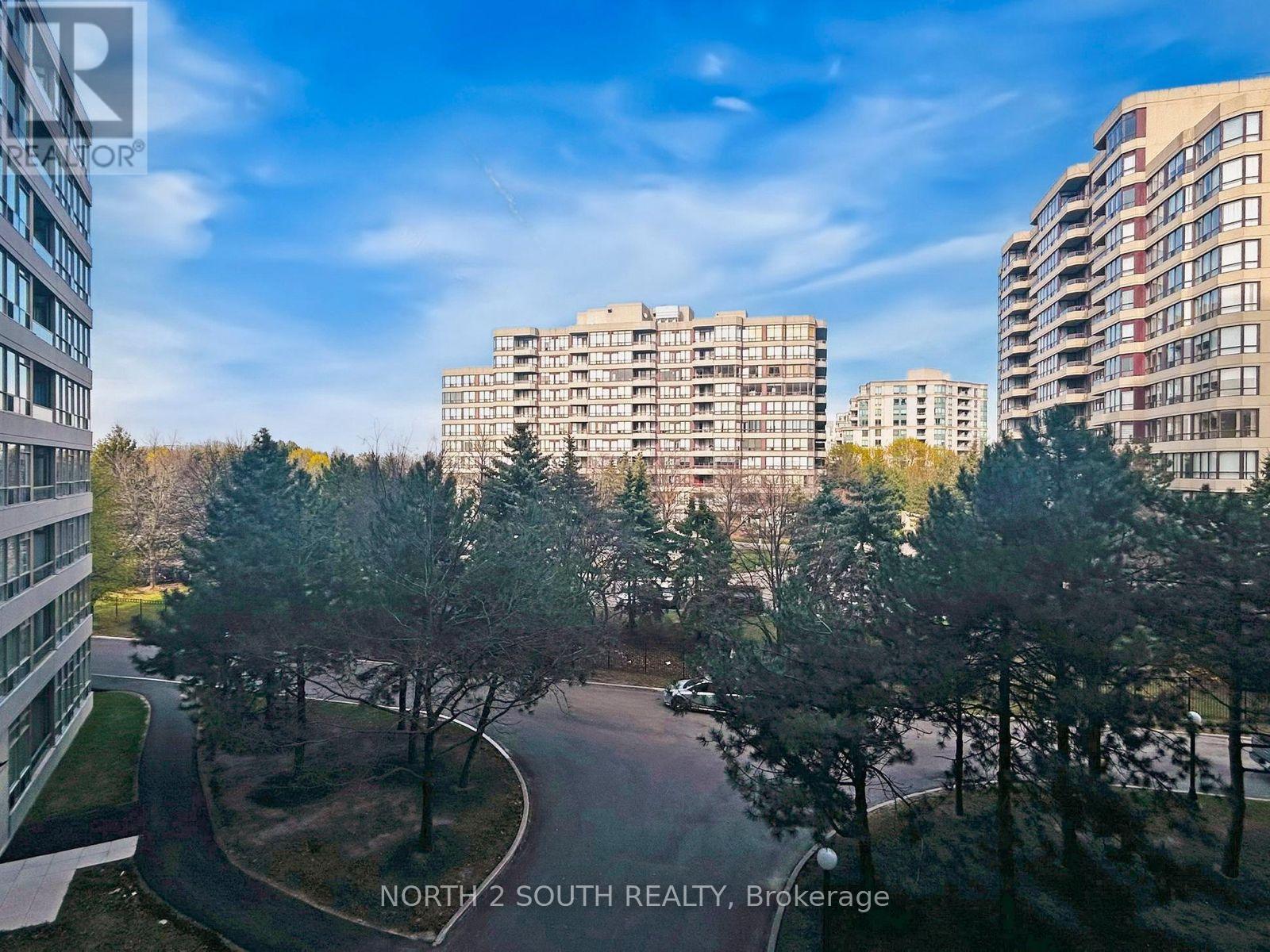 401 - 11 Townsgate Drive, Vaughan (Crestwood-Springfarm-Yorkhill), Ontario  L4J 8G4 - Photo 26 - N13867514