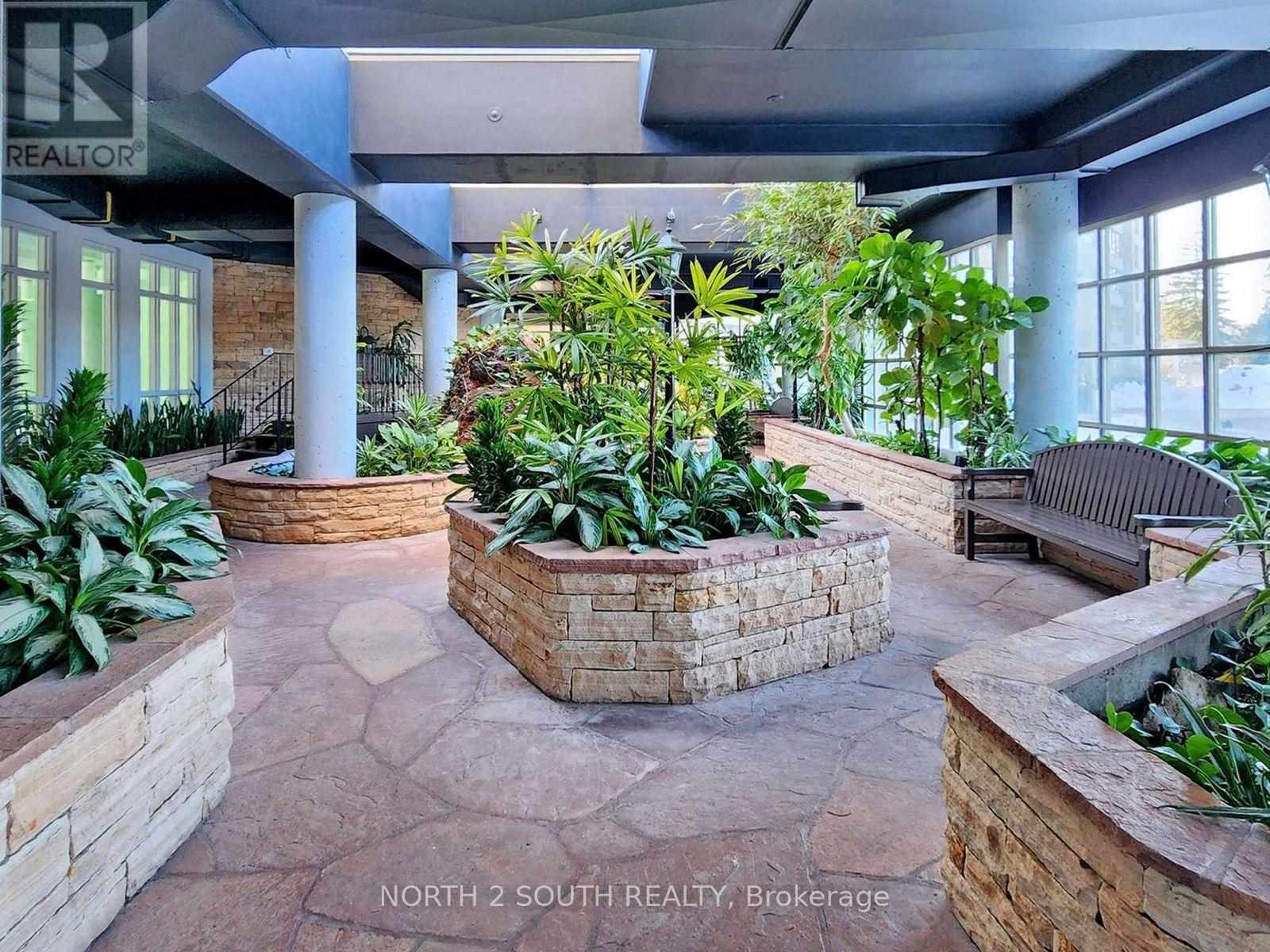 401 - 11 Townsgate Drive, Vaughan (Crestwood-Springfarm-Yorkhill), Ontario  L4J 8G4 - Photo 30 - N13867514