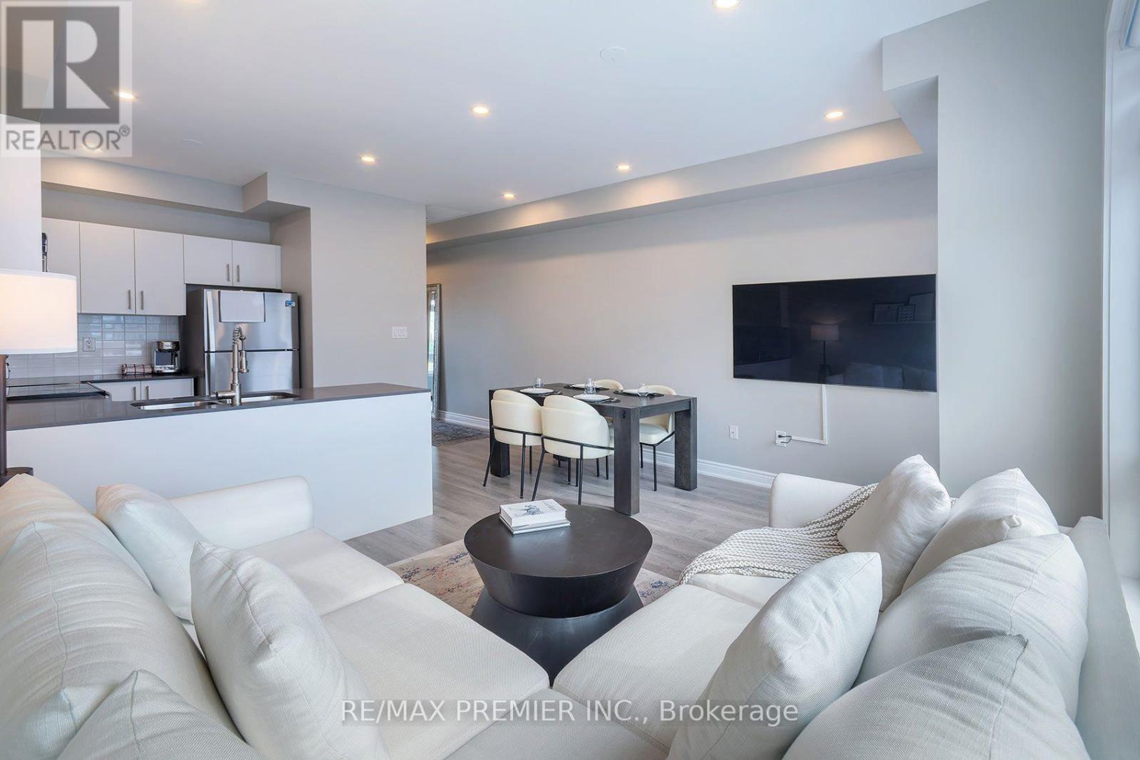 34 Dalhousie Street, Vaughan, Ontario  L4L 0L6 - Photo 5 - N13867522