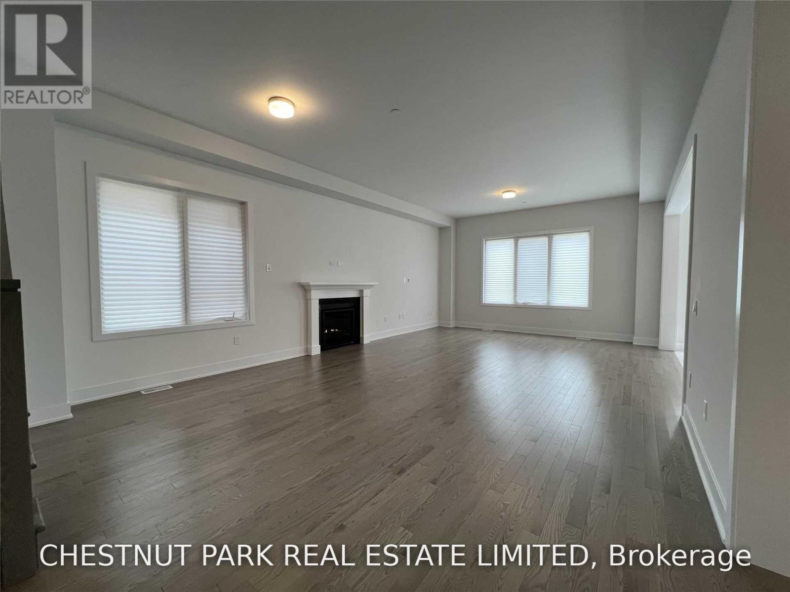 169 Sikura Circle, Aurora, Ontario  L4G 3Z1 - Photo 4 - N13867600