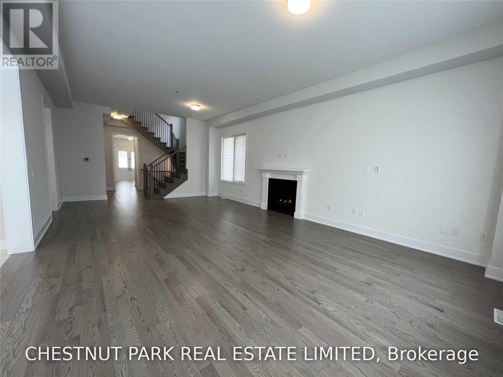 169 Sikura Circle, Aurora, Ontario  L4G 3Z1 - Photo 6 - N13867600