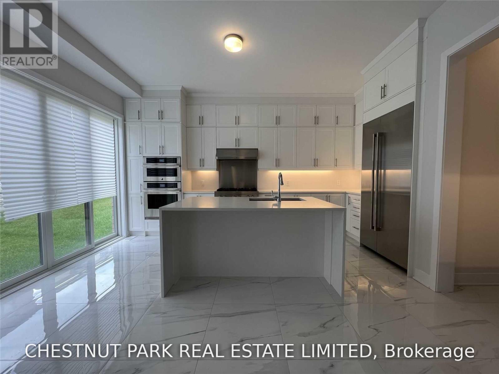 169 Sikura Circle, Aurora, Ontario  L4G 3Z1 - Photo 8 - N13867600