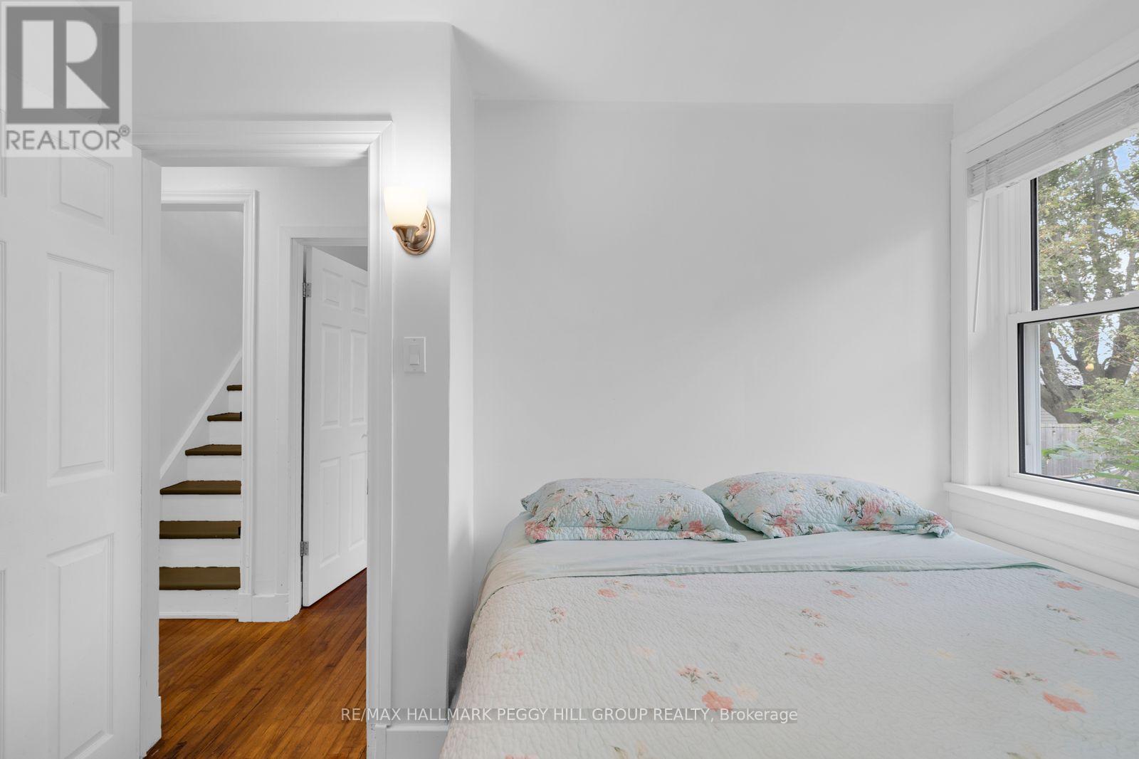 1556 Flos Rd 4 W, Springwater (Phelpston), Ontario  L0L 2K0 - Photo 9 - S13867394