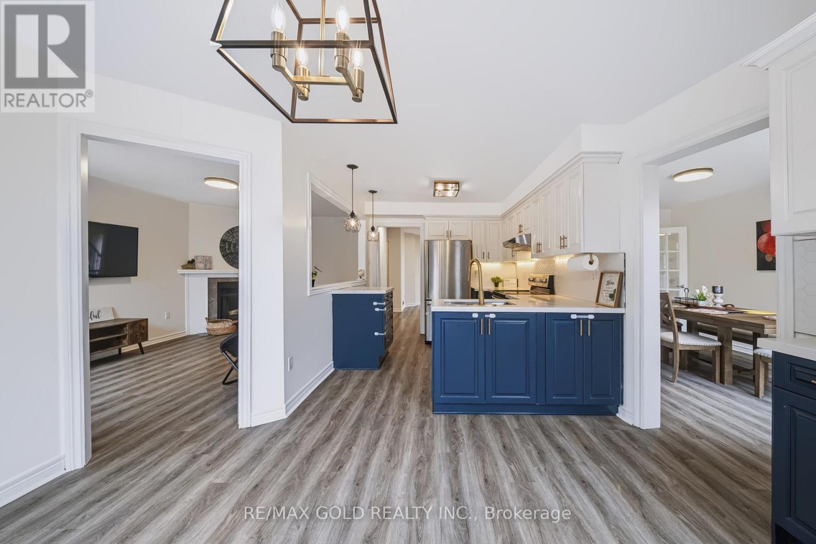 43 Golden Meadow Road, Barrie, Ontario  L4N 7G5 - Photo 9 - S13867544