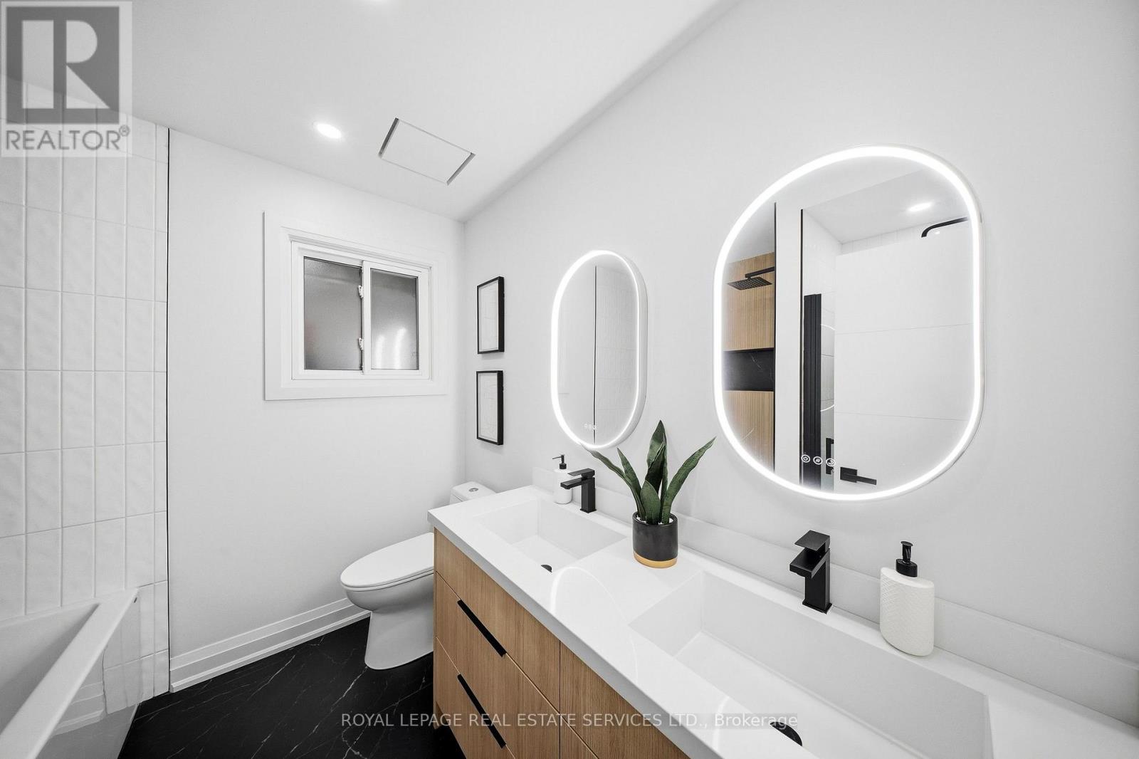 655 Netherton Crescent, Mississauga, Ontario  L4Y 2M5 - Photo 18 - W13867392