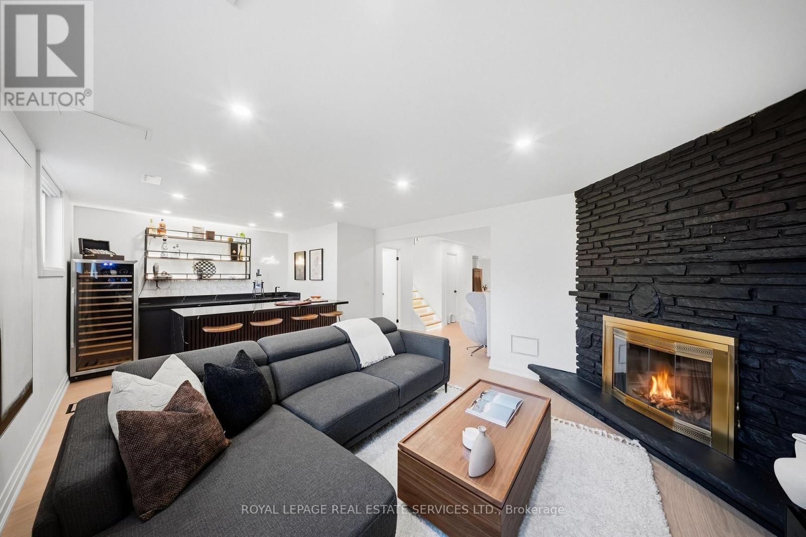 655 Netherton Crescent, Mississauga, Ontario  L4Y 2M5 - Photo 24 - W13867392