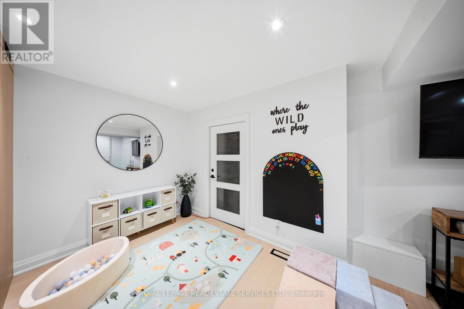 655 Netherton Crescent, Mississauga, Ontario  L4Y 2M5 - Photo 32 - W13867392
