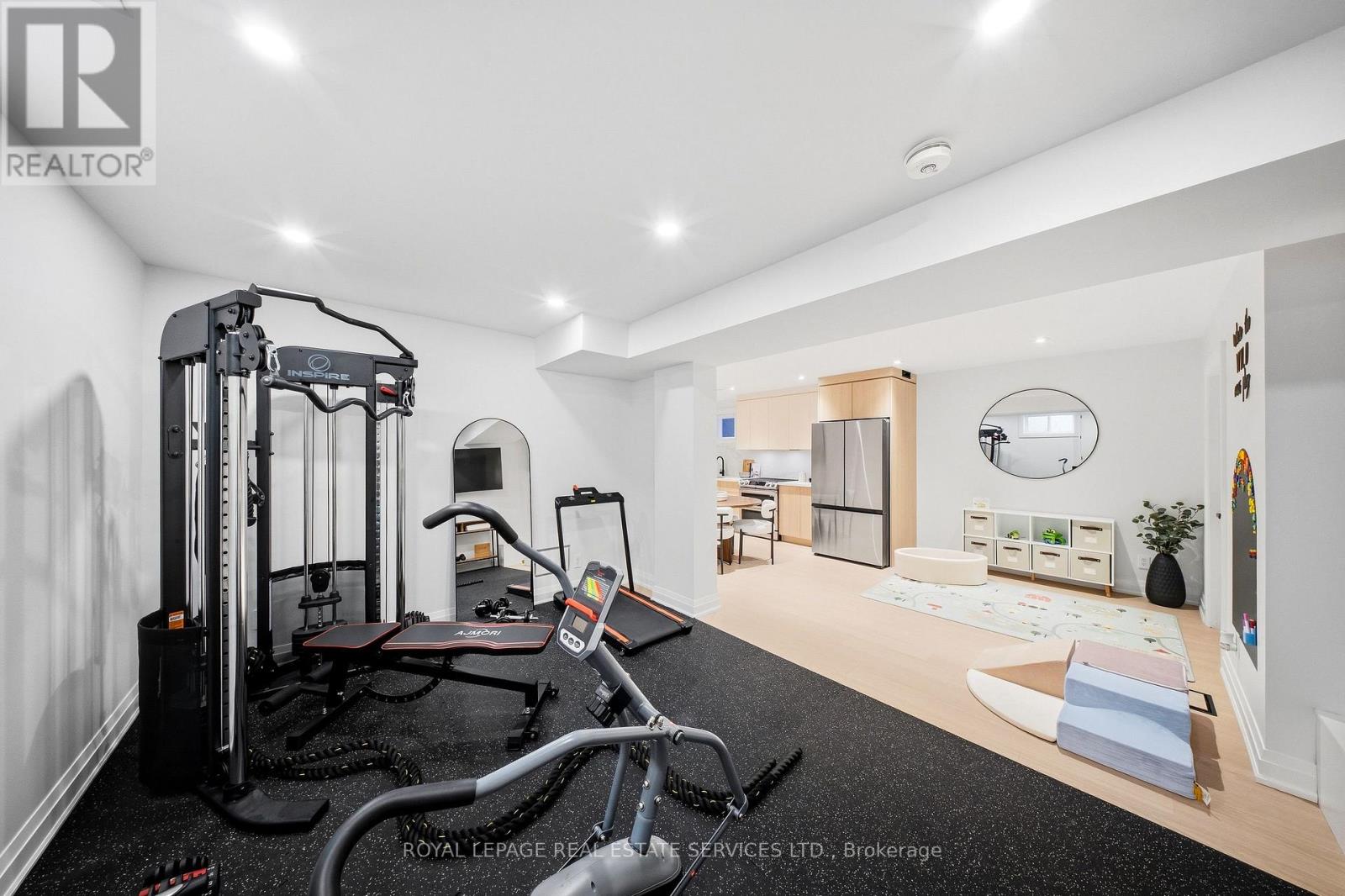 655 Netherton Crescent, Mississauga, Ontario  L4Y 2M5 - Photo 33 - W13867392