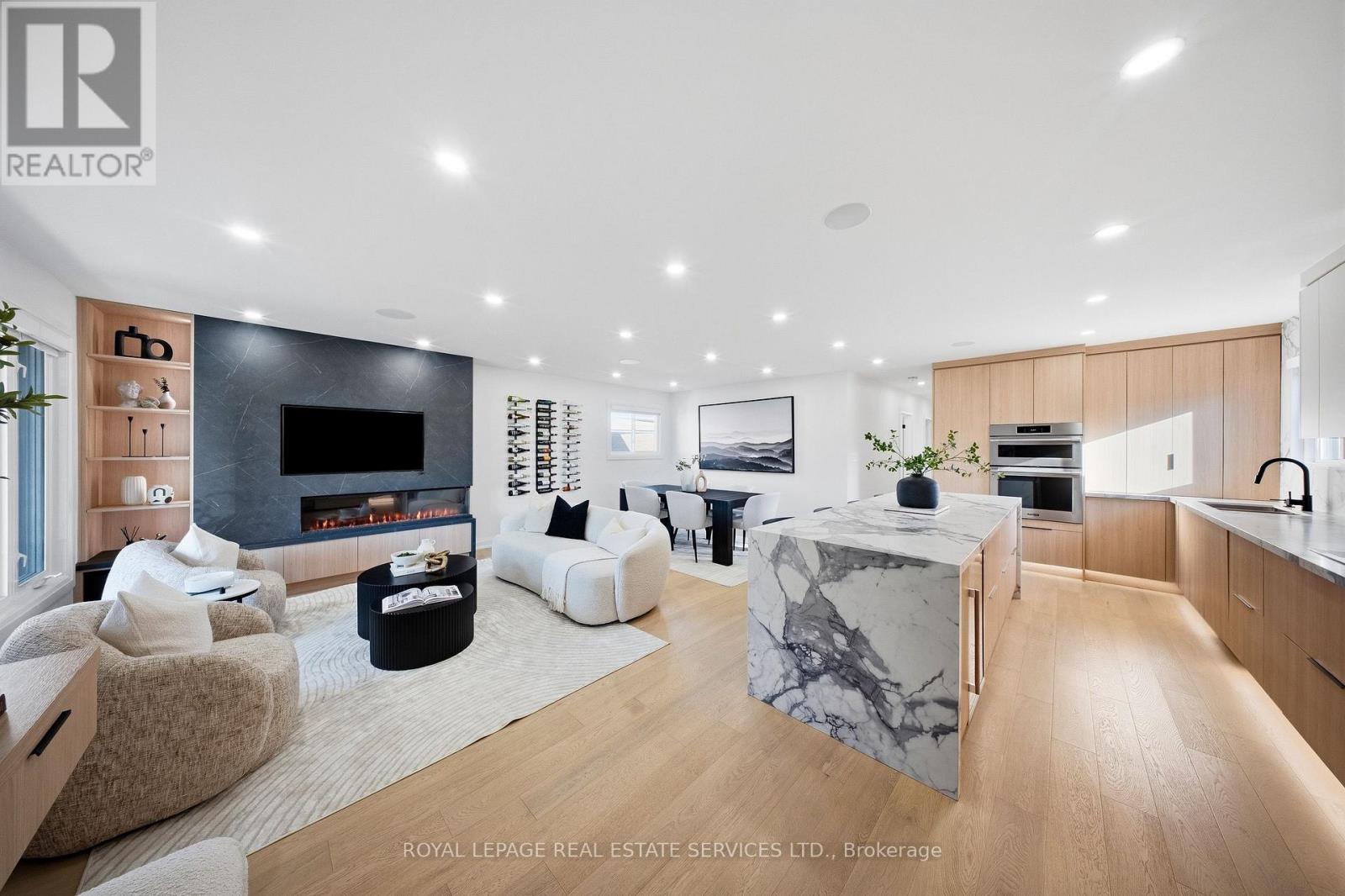 655 Netherton Crescent, Mississauga, Ontario  L4Y 2M5 - Photo 5 - W13867392