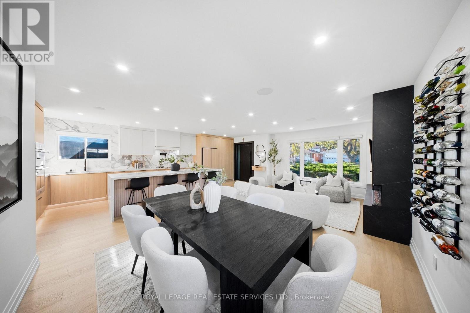 655 Netherton Crescent, Mississauga, Ontario  L4Y 2M5 - Photo 8 - W13867392