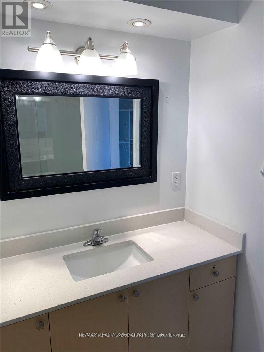 100 - 3108 Eglinton Avenue W, Mississauga, Ontario  L5M 8C5 - Photo 26 - W13867534