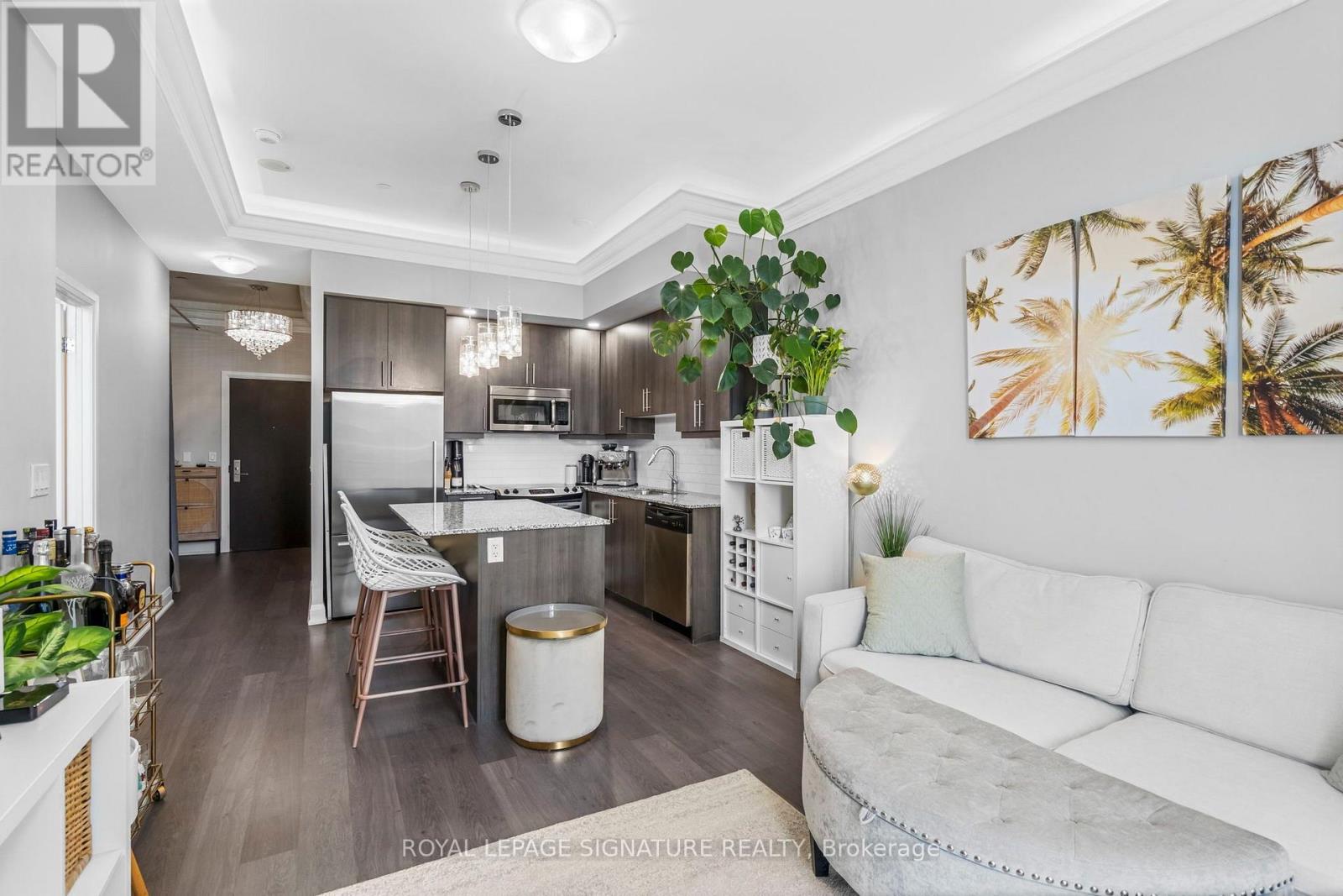 1203 - 35 Fontenay Court, Toronto, Ontario  M9A 0E2 - Photo 3 - W13867576