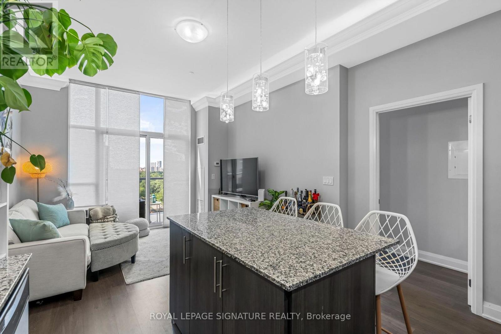 1203 - 35 Fontenay Court, Toronto, Ontario  M9A 0E2 - Photo 4 - W13867576