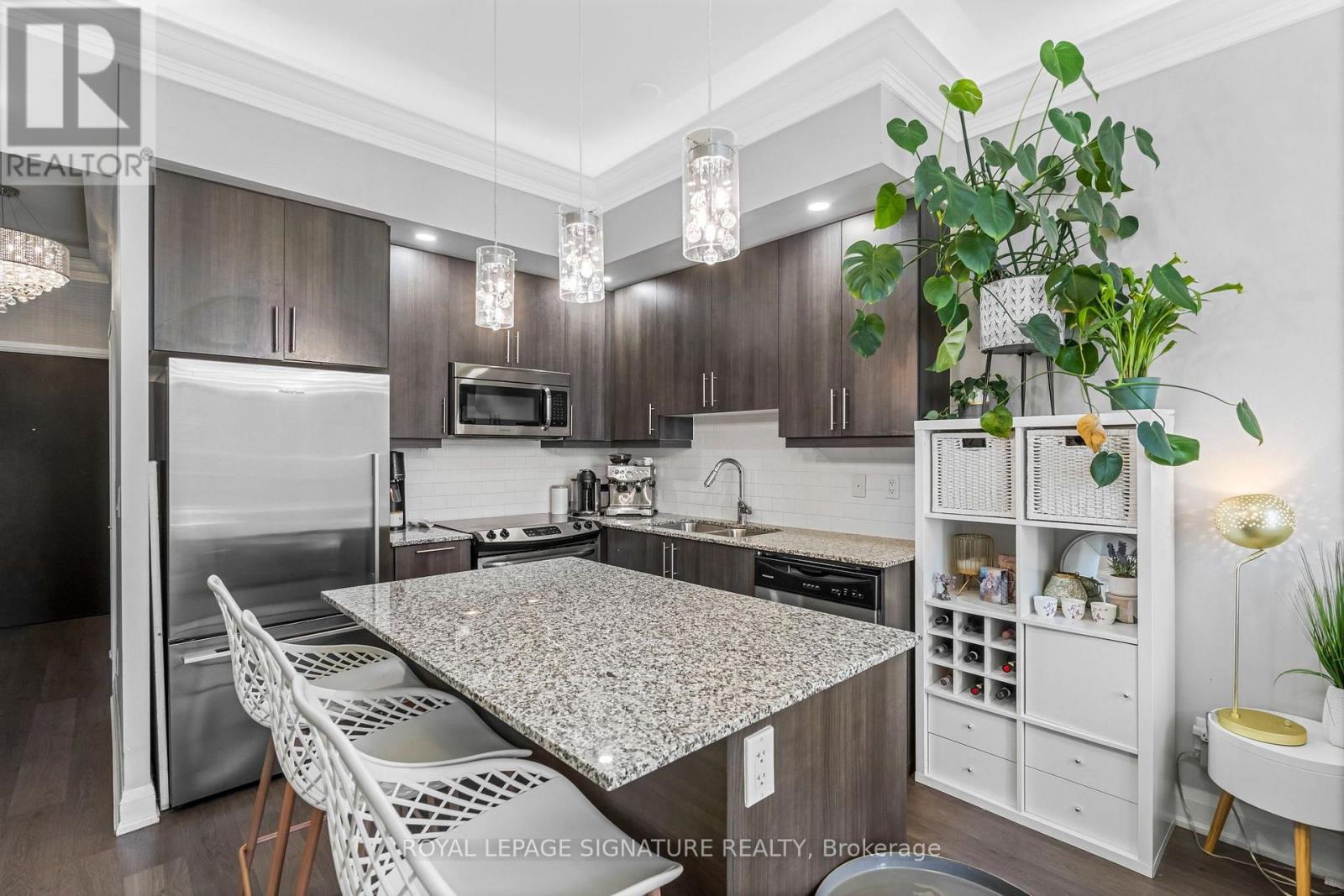 1203 - 35 Fontenay Court, Toronto, Ontario  M9A 0E2 - Photo 7 - W13867576