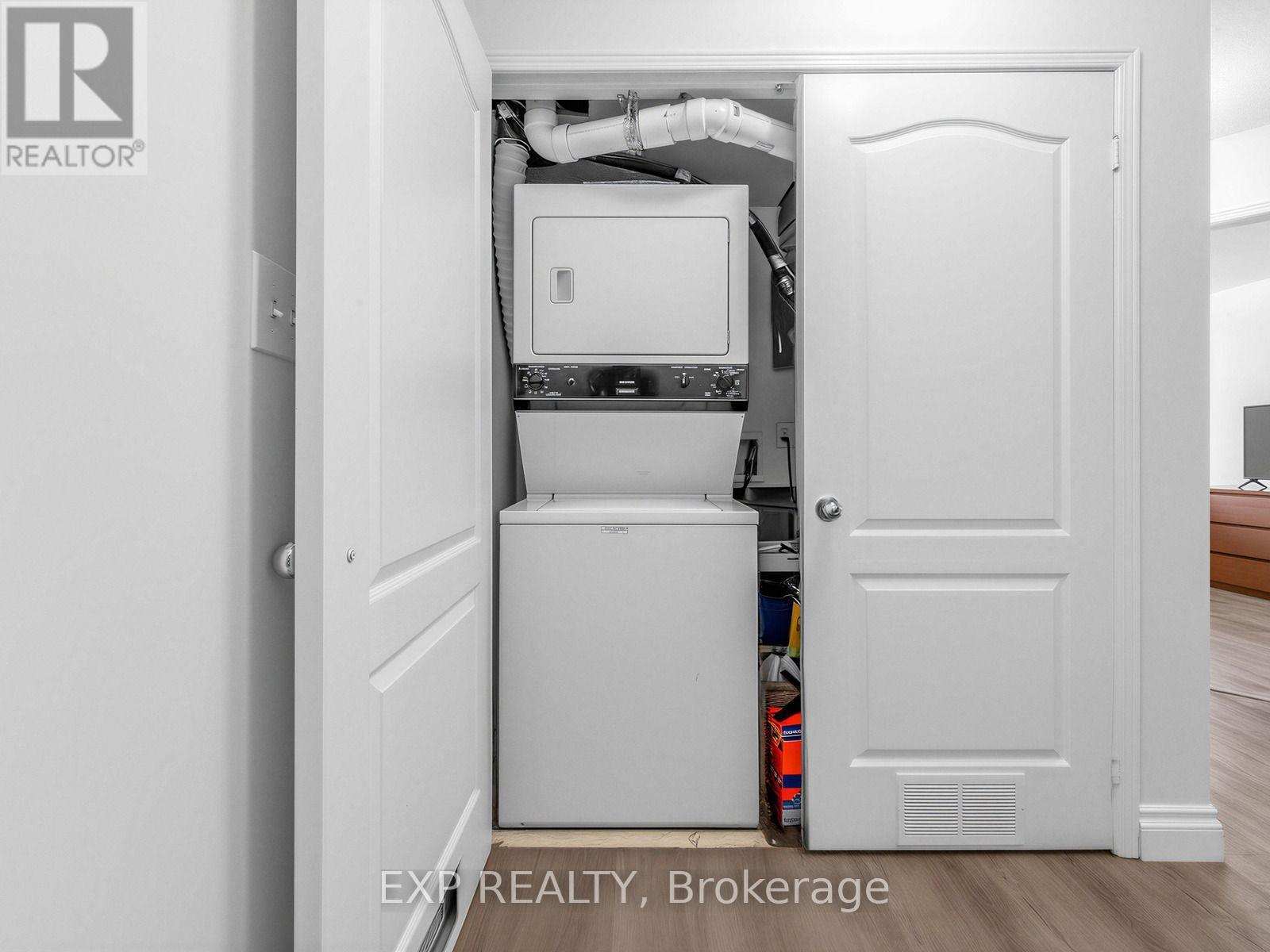 16 - 615 Shoreline Drive, Mississauga, Ontario  L5B 4K4 - Photo 13 - W13867594