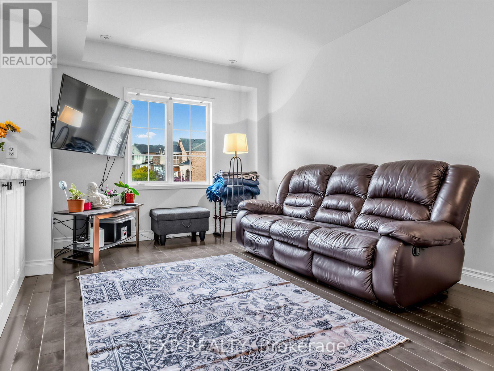 16 - 615 Shoreline Drive, Mississauga, Ontario  L5B 4K4 - Photo 5 - W13867594
