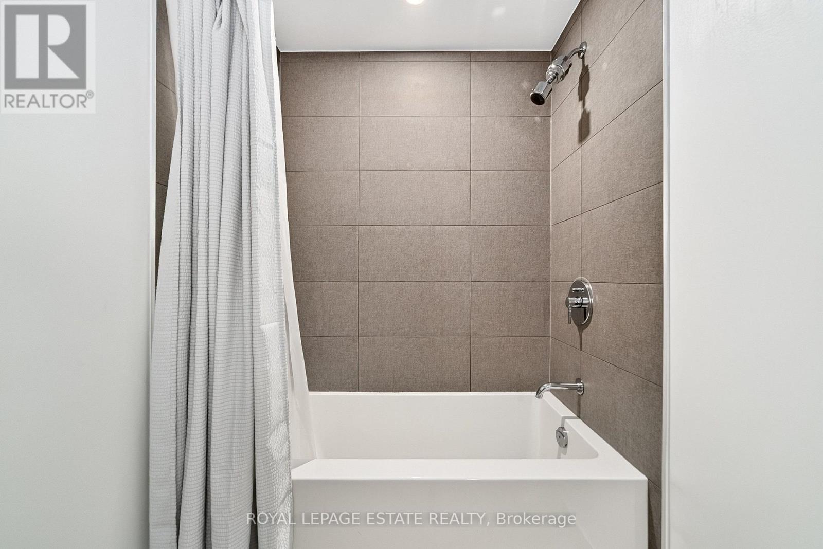 626 - 270 Dufferin Street, Toronto, Ontario  M6K 0H8 - Photo 8 - W13867614