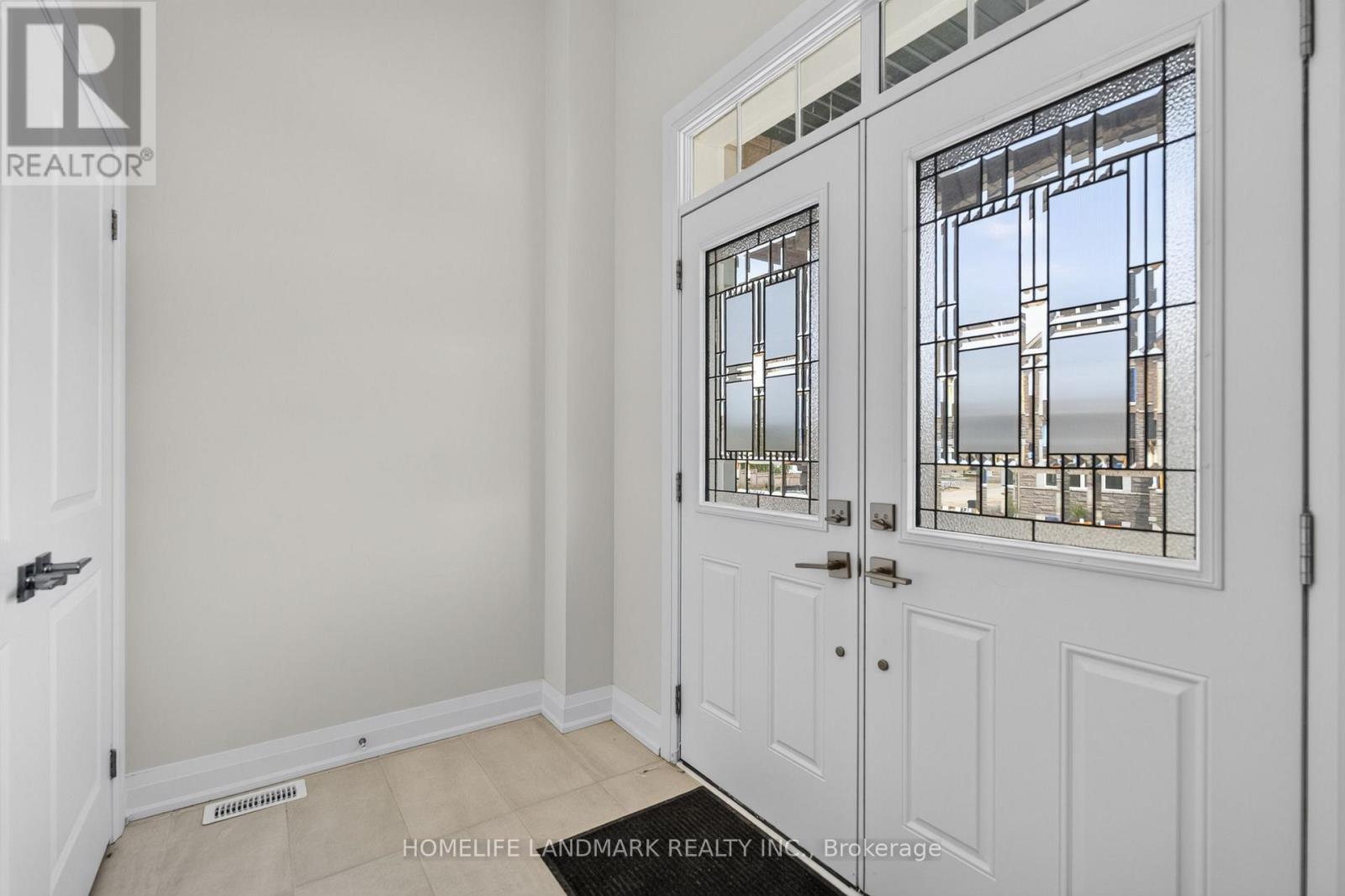219 Seguin Street, Richmond Hill, Ontario  L4E 1N7 - Photo 4 - N13097348