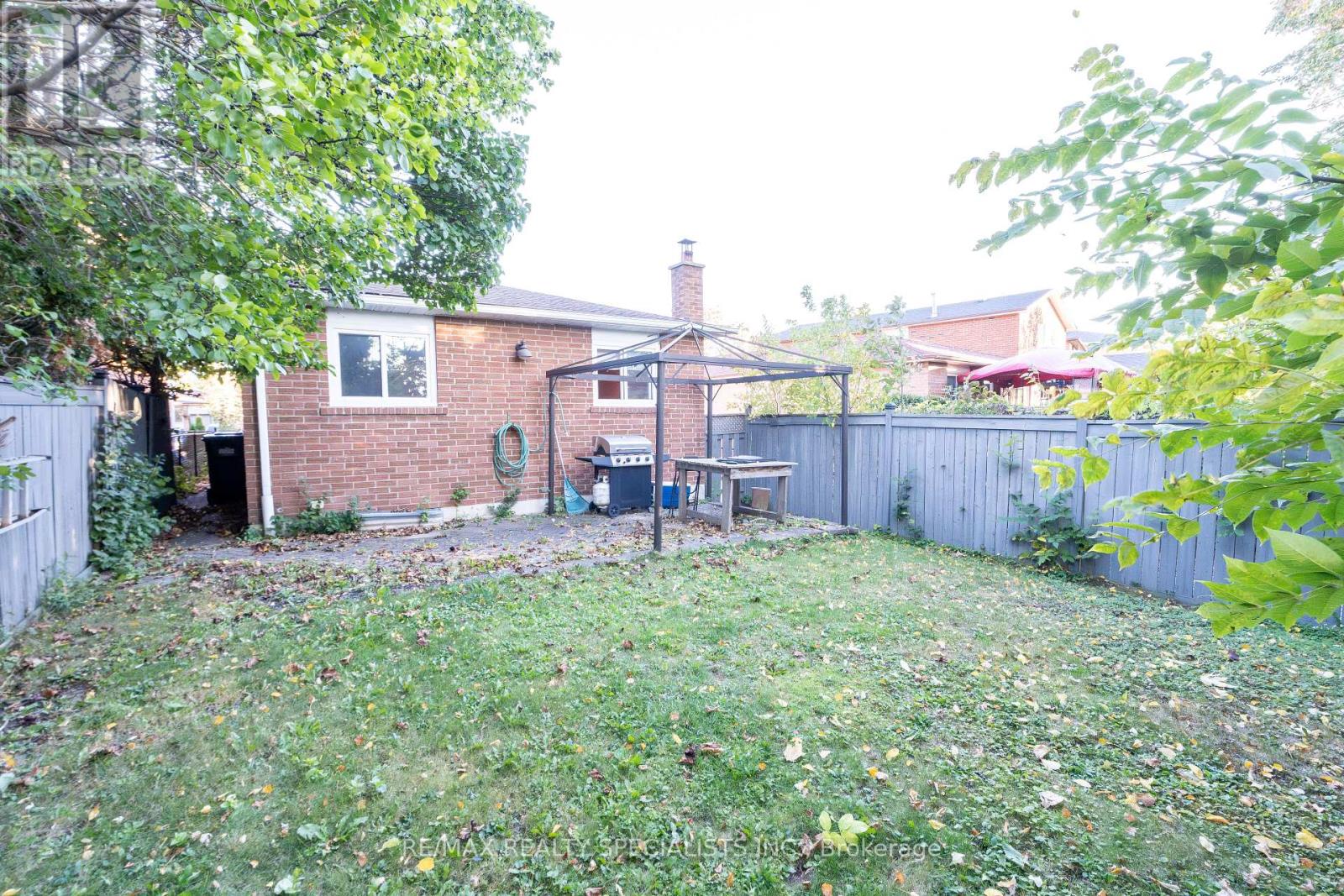 26 Vivaldi Crescent, Brampton, Ontario  L6Y 2S2 - Photo 36 - W13867250