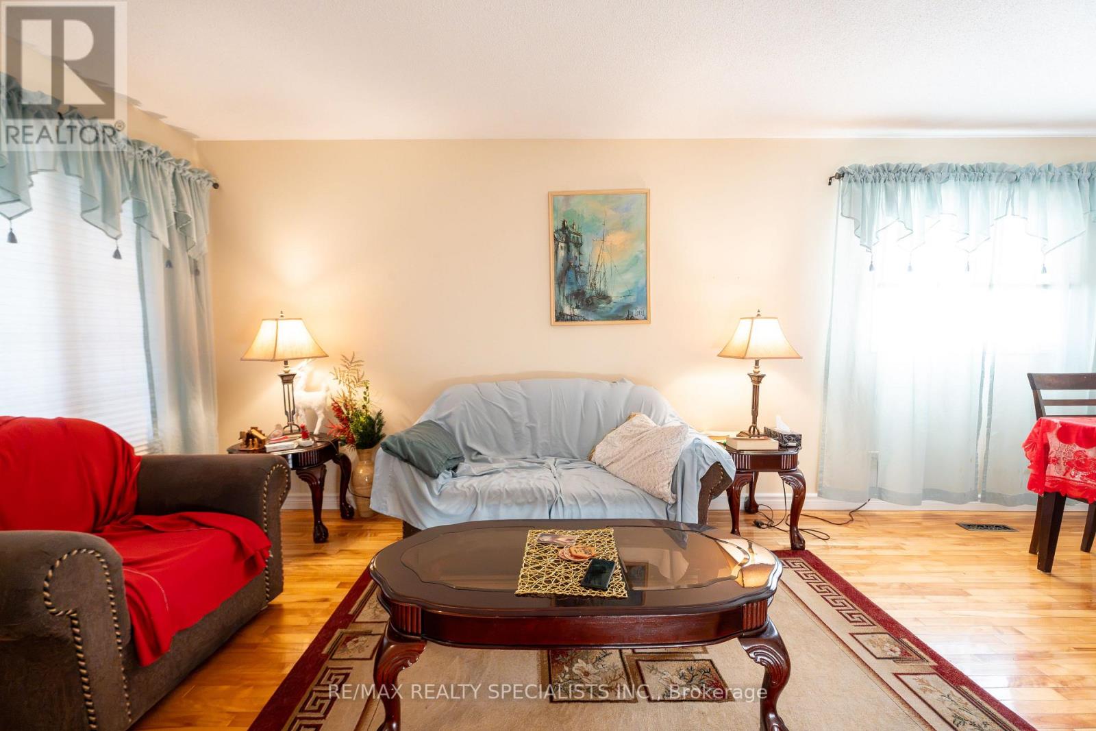 26 Vivaldi Crescent, Brampton, Ontario  L6Y 2S2 - Photo 6 - W13867250