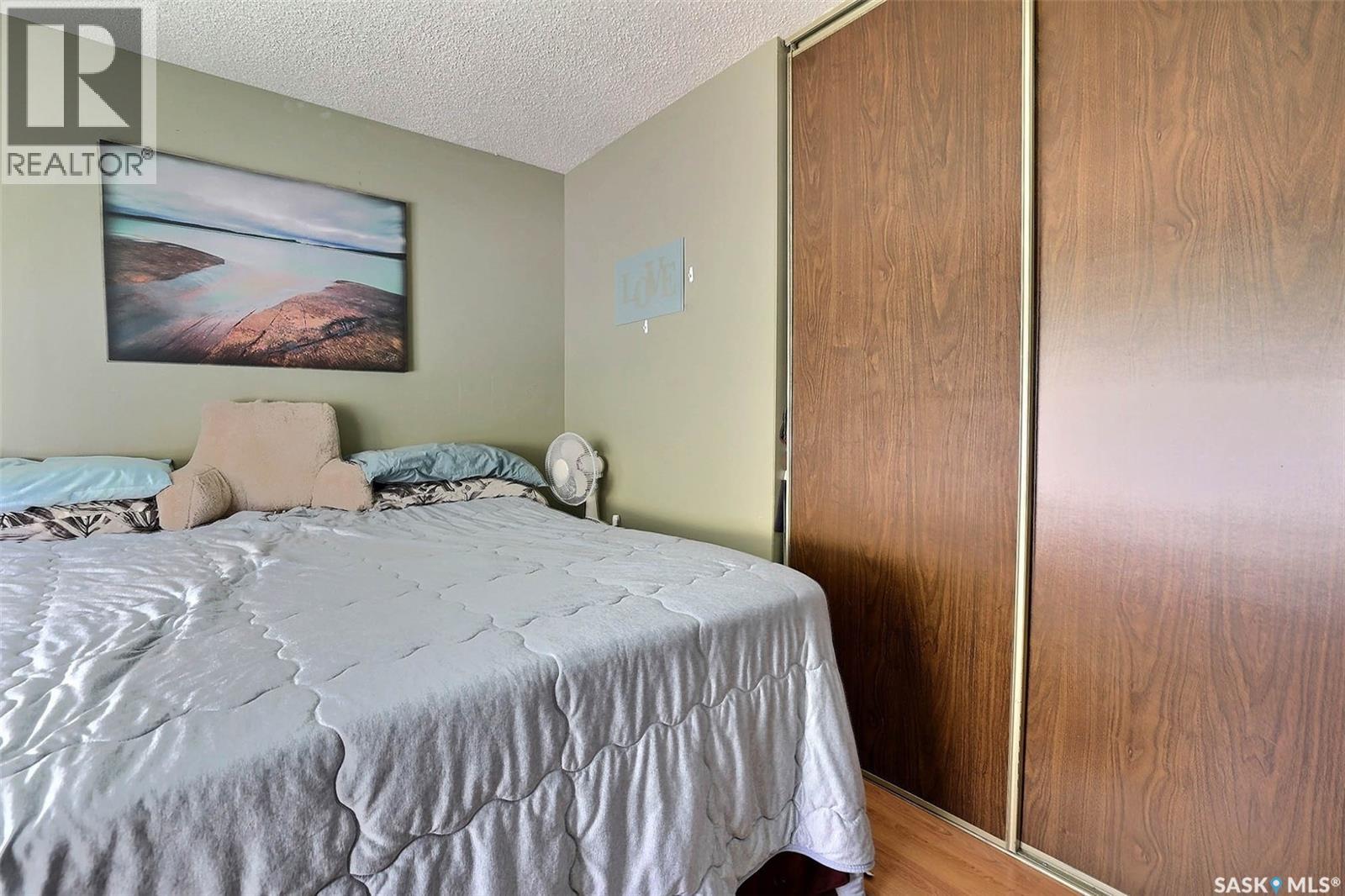 775 Hayworth Crescent N, Regina, Saskatchewan  S4X 1X8 - Photo 15 - SK050448