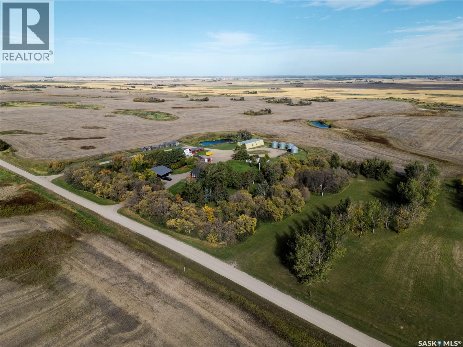 2 Quarters With Yard, Longlaketon Rm No. 219, Saskatchewan  S0G 1J0 - Photo 4 - SK050397