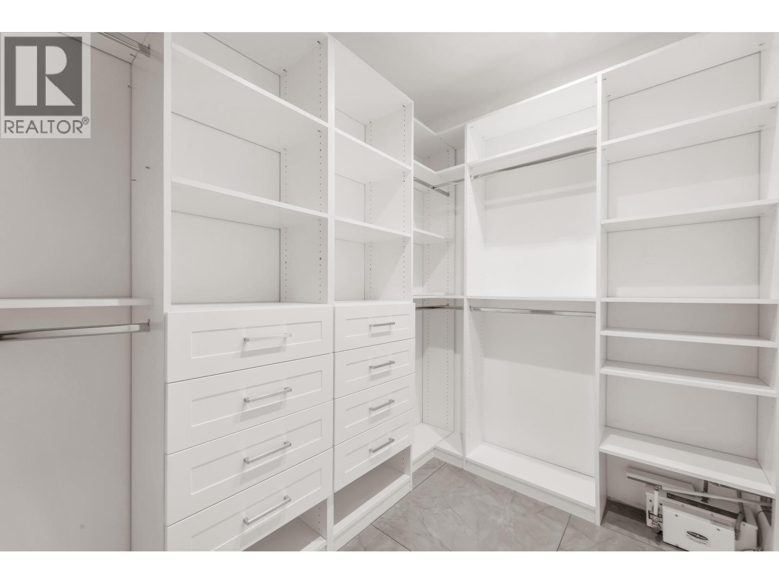 8580 Camden Crescent, Richmond, British Columbia  V7C 3G4 - Photo 23 - R3171785