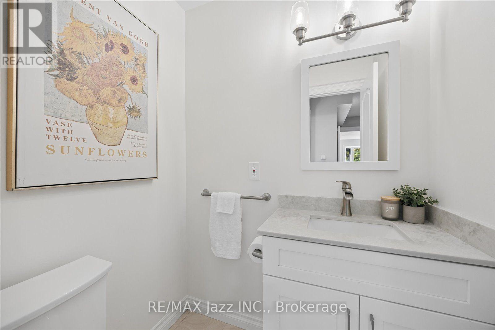 35 Ward Street, Whitby, Ontario  L1M 1G9 - Photo 14 - E13867652