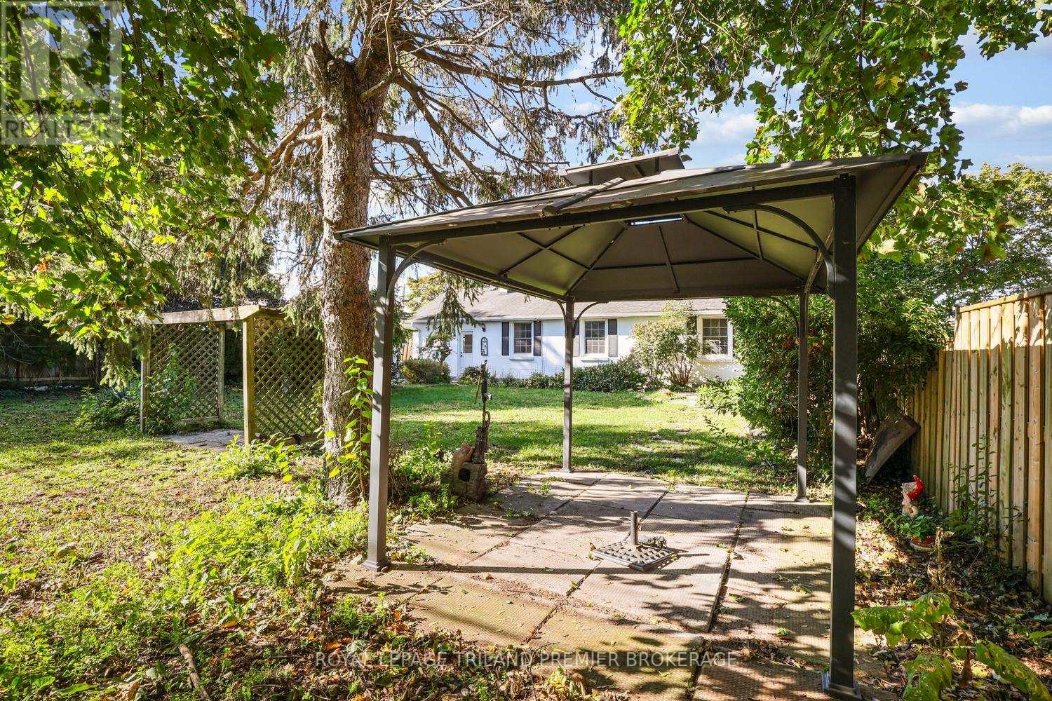 669 Sanatorium Road, London North, Ontario  N6H 3X1 - Photo 38 - X13867738
