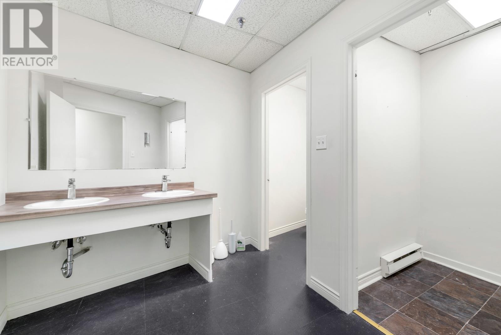 803 WATER Street, ST JOHNS — photo 16