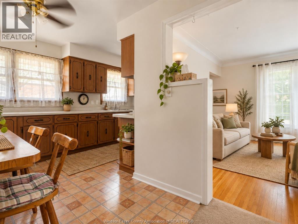 3800 Rosemount Avenue, Windsor, Ontario  N9C 2E5 - Photo 12 - 26024584