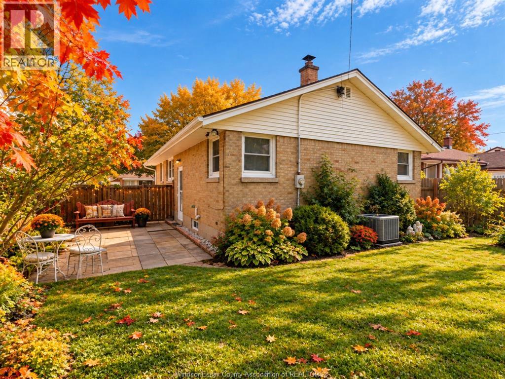 3800 Rosemount Avenue, Windsor, Ontario  N9C 2E5 - Photo 24 - 26024584