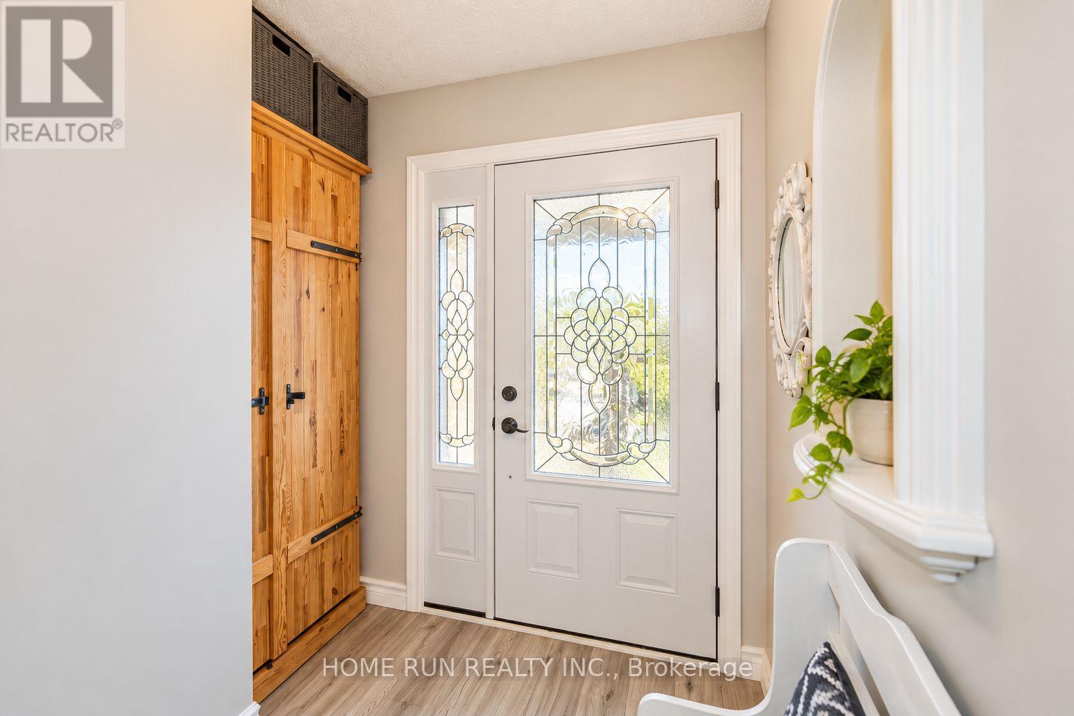 57 Fair Oaks Crescent, Ottawa, Ontario  K2G 4W3 - Photo 3 - X13867670