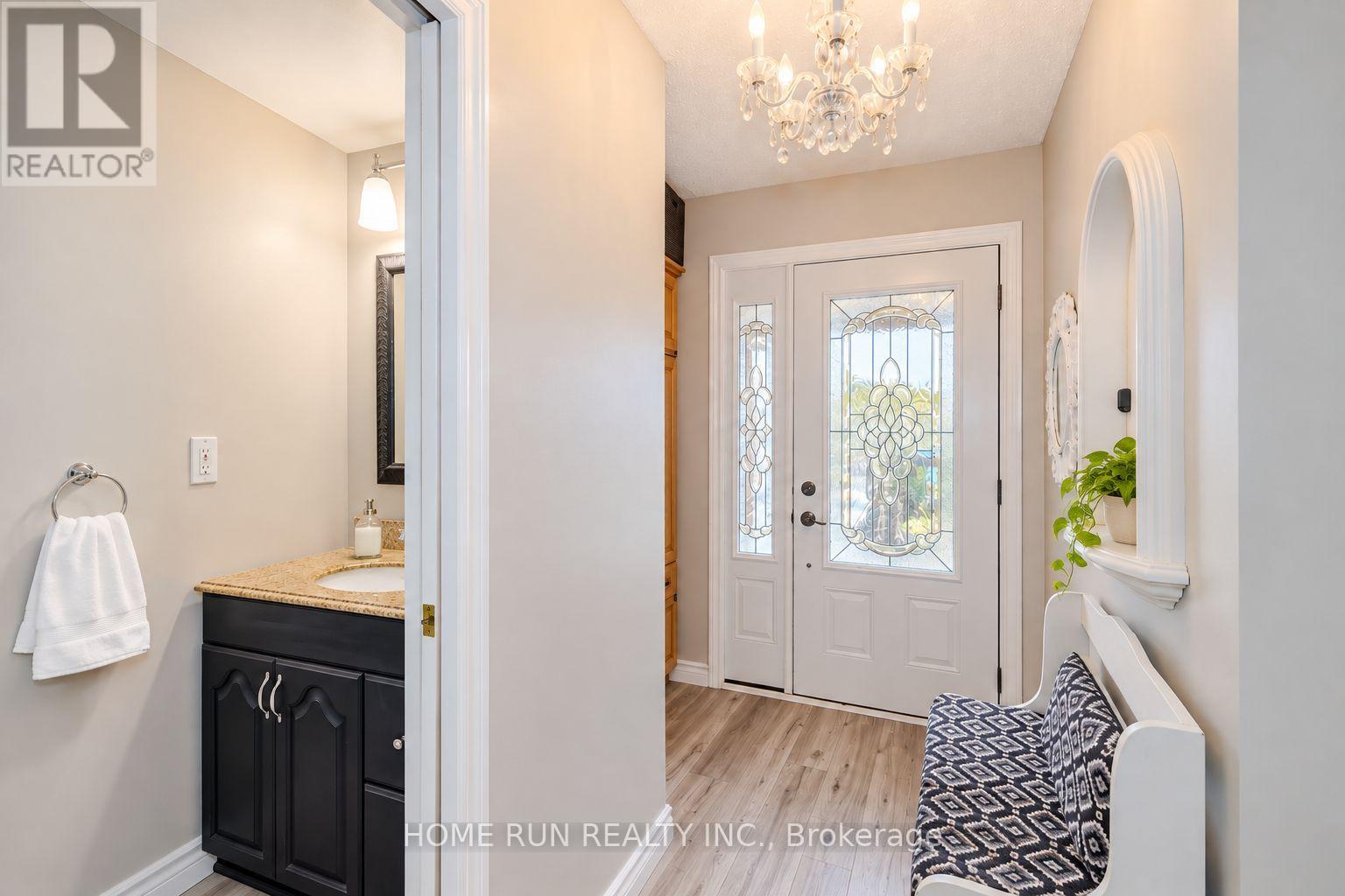 57 Fair Oaks Crescent, Ottawa, Ontario  K2G 4W3 - Photo 4 - X13867670