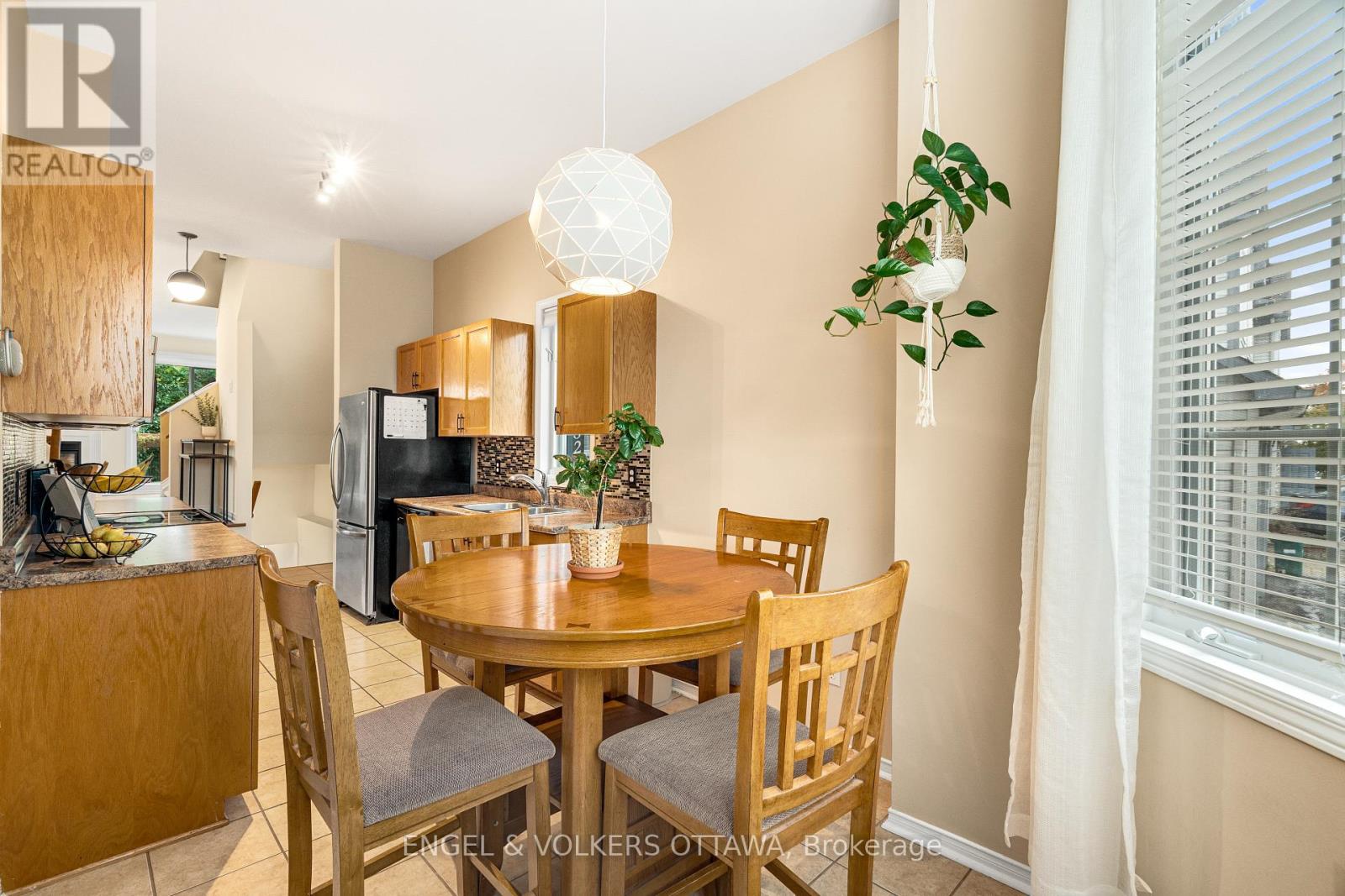2032 Avenue P, Ottawa, Ontario  K1G 6G7 - Photo 11 - X13867696