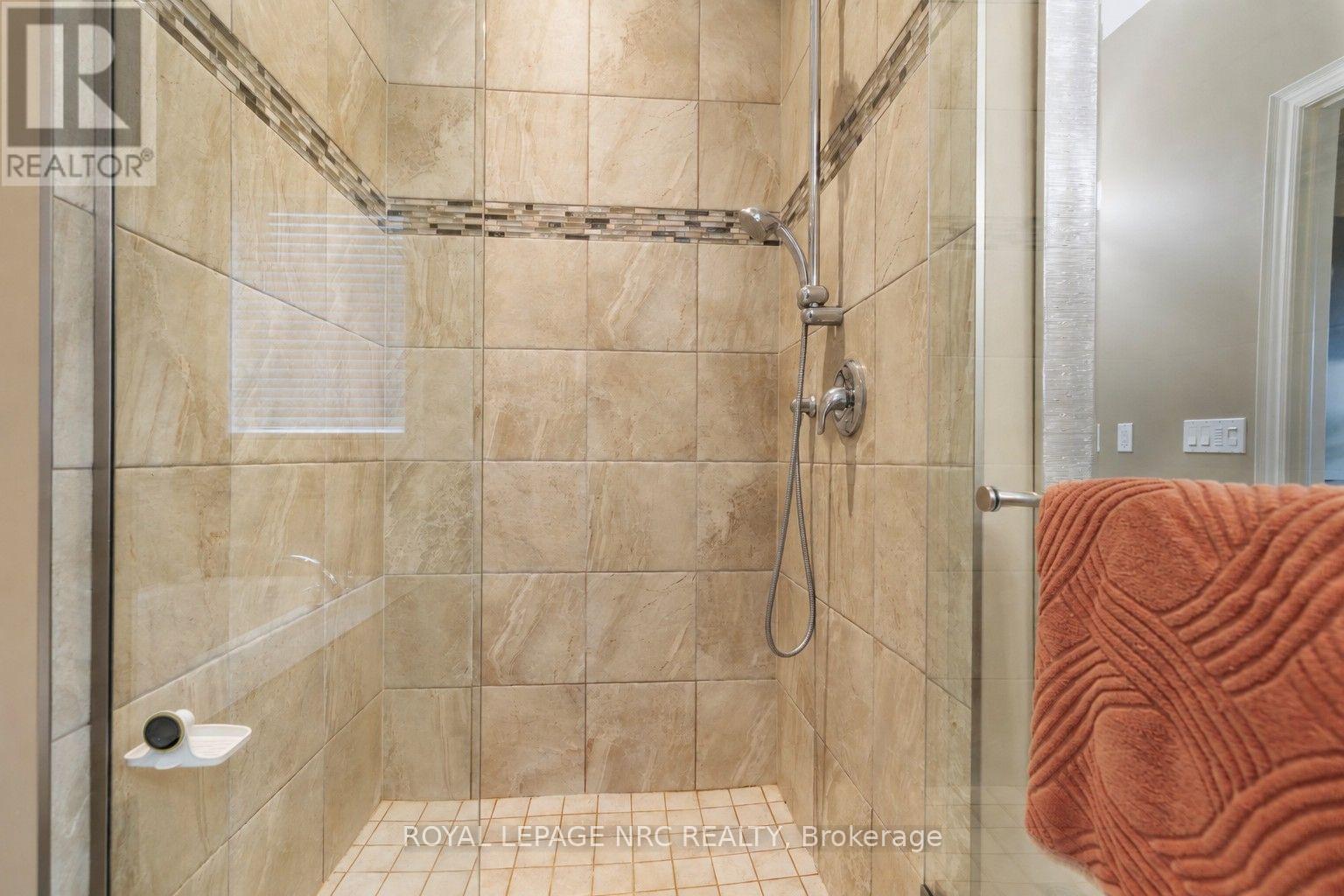 295 Creekside Drive, Welland, Ontario  L3C 0B6 - Photo 30 - X13867646