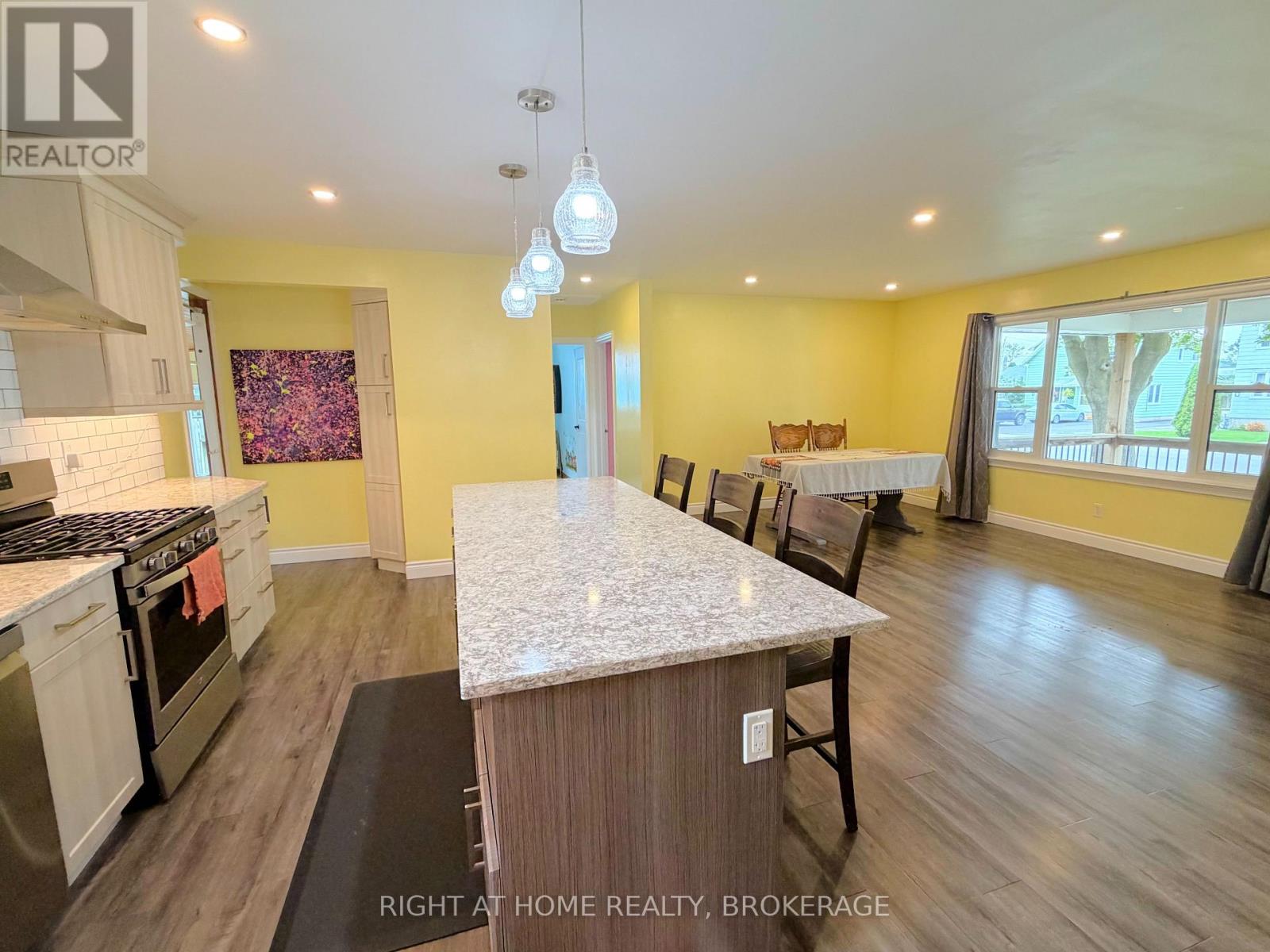 711 John Street, Haldimand (Dunnville), Ontario  N1A 2R4 - Photo 6 - X13867648