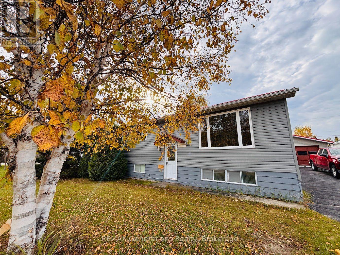 14 Lloyd Irwin Street, Marathon, Ontario  P0T 2E0 - Photo 1 - X13867740