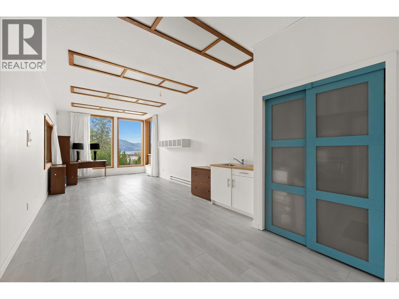 1045 Bartholomew Court, Kelowna, British Columbia  V1W 4N2 - Photo 65 - 10397779