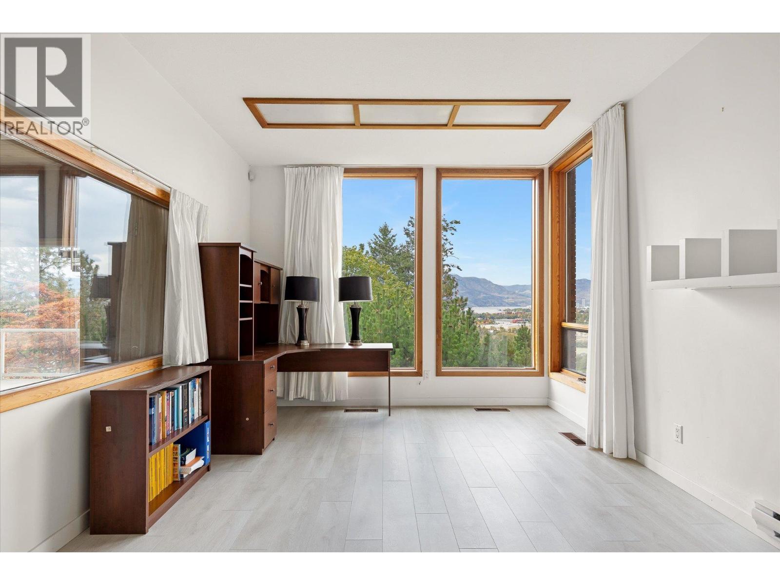 1045 Bartholomew Court, Kelowna, British Columbia  V1W 4N2 - Photo 66 - 10397779