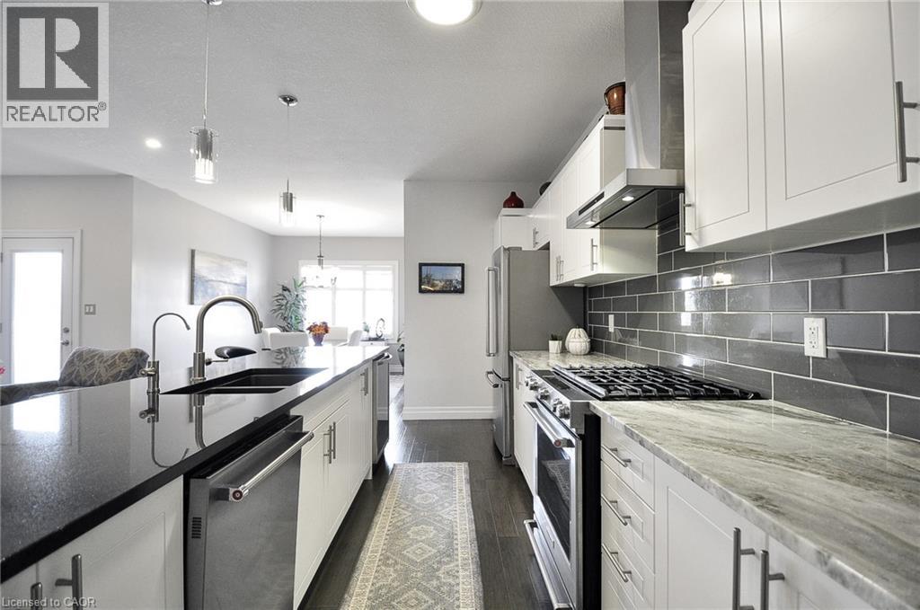 318 Fairway Road, Woodstock, Ontario  N4T 0A4 - Photo 12 - 40866346