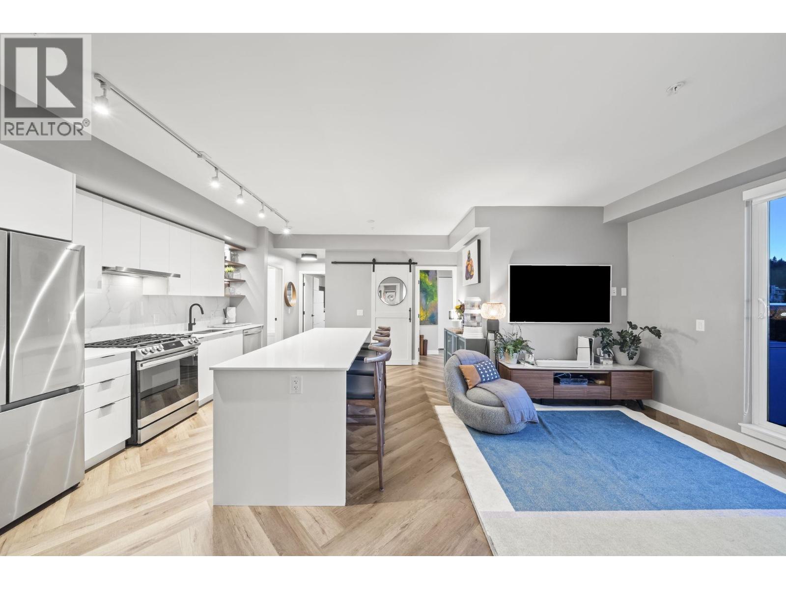 605 3229 ST JOHNS STREET, port moody, British Columbia