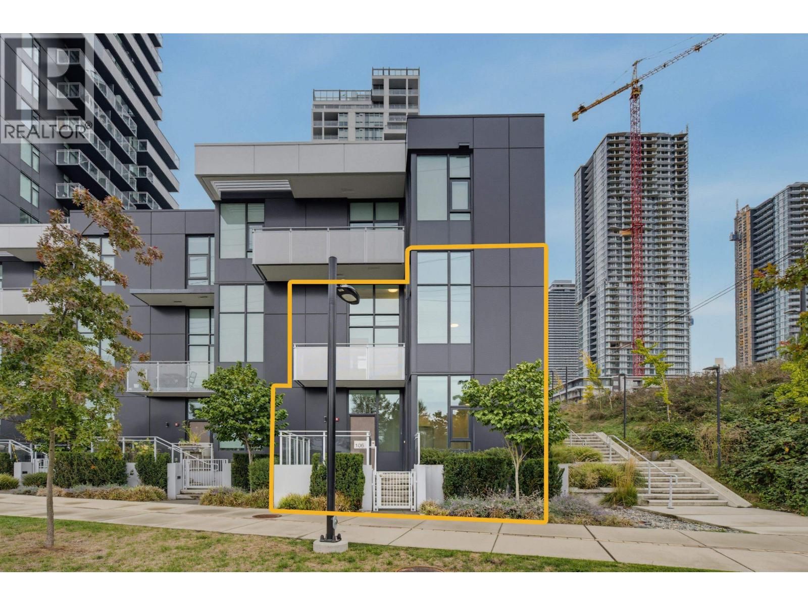 106 4433 Alaska Street, Burnaby, British Columbia  V5C 5T3 - Photo 3 - R3172795