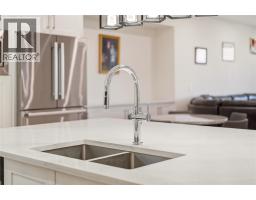 647 Deans Drive, Kelowna, British Columbia V1P 1A1 - Photo 7 - 10402400
