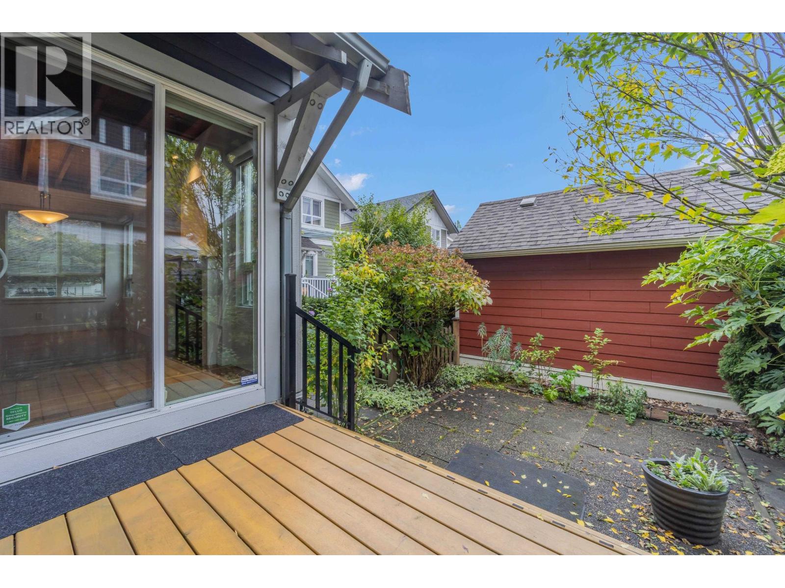 264 Holly Avenue, New Westminster, British Columbia  V3M 0B3 - Photo 31 - R3172776
