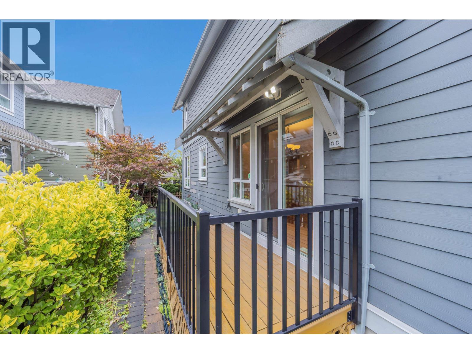 264 Holly Avenue, New Westminster, British Columbia  V3M 0B3 - Photo 33 - R3172776