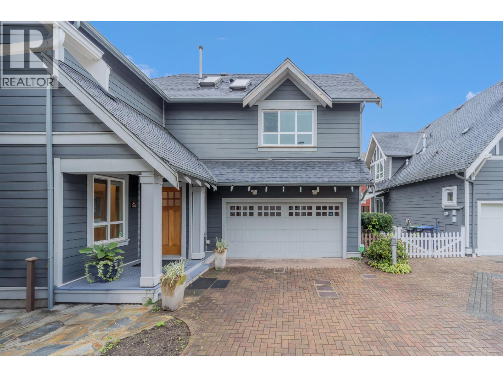 264 Holly Avenue, New Westminster, British Columbia  V3M 0B3 - Photo 34 - R3172776