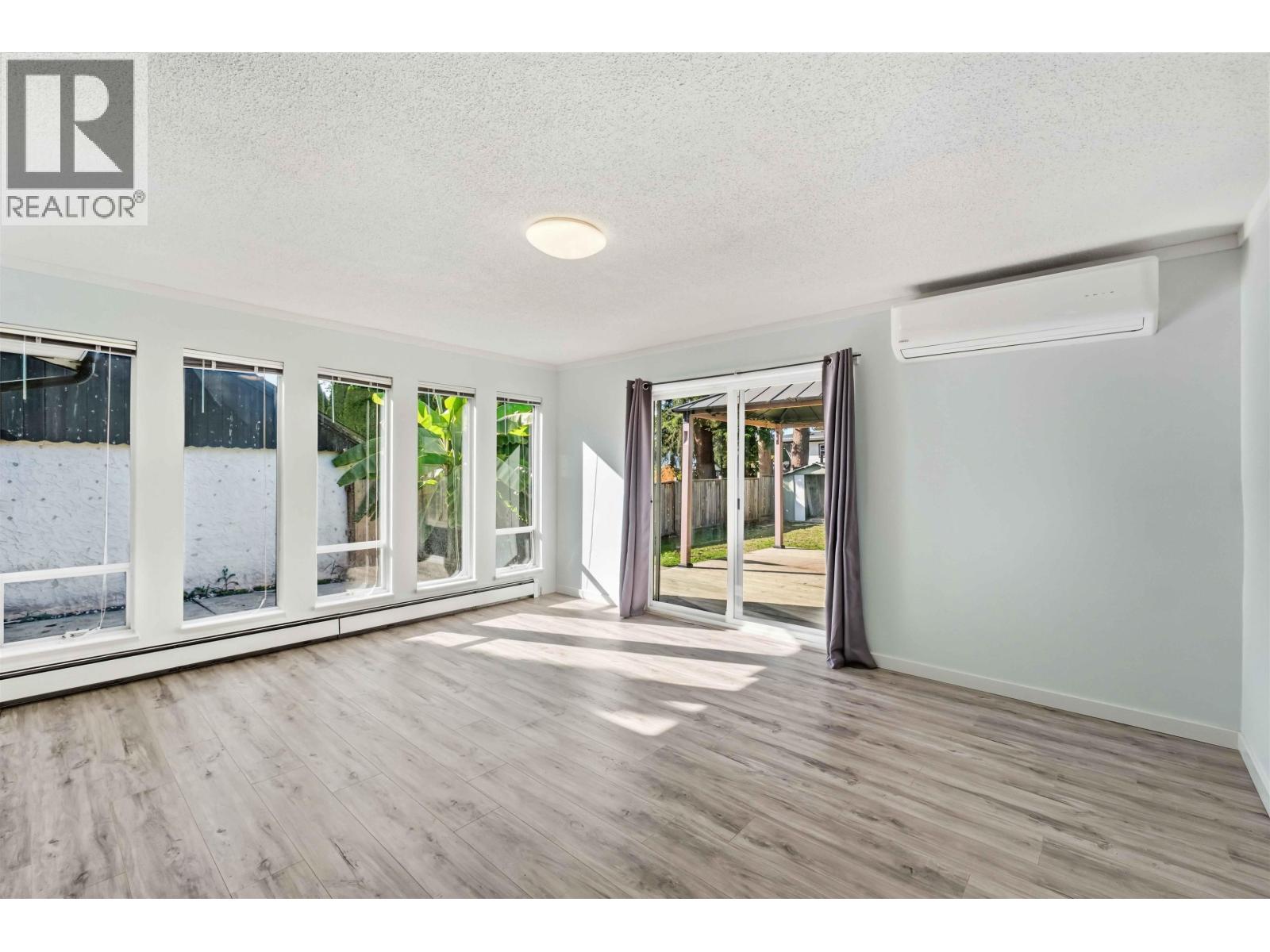 20225 Lorne Avenue, Maple Ridge, British Columbia  V2X 1E9 - Photo 5 - R3172786